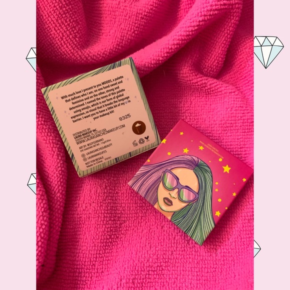 Moods eyeshadow - Picture 2 of 3